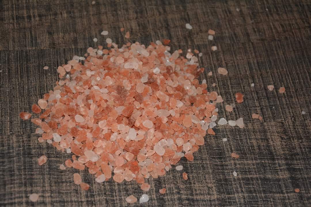 Premium Himalayan Pink Salt – Natural Crystals