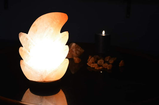 Premium Himalayan Salt Lamp – Natural Glow